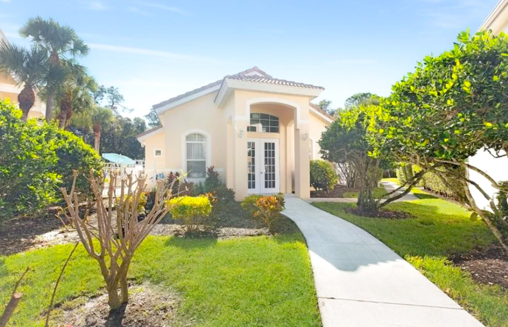 Building Photo - 1018 Woodshire Ln