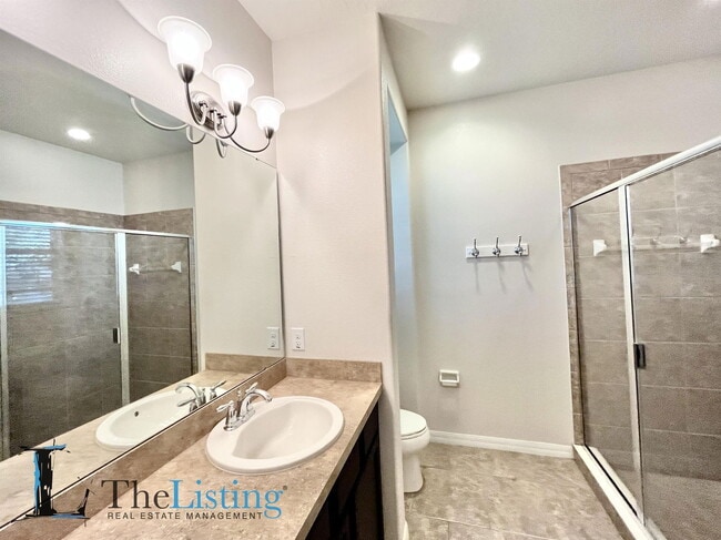 Building Photo - 7326 Azalea Cove Cir