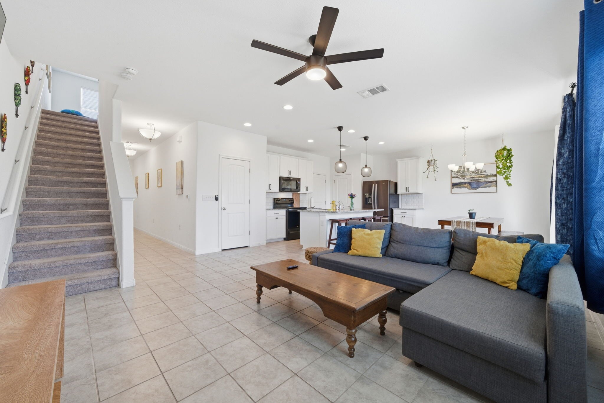 Living Room - 13011 Tarland St