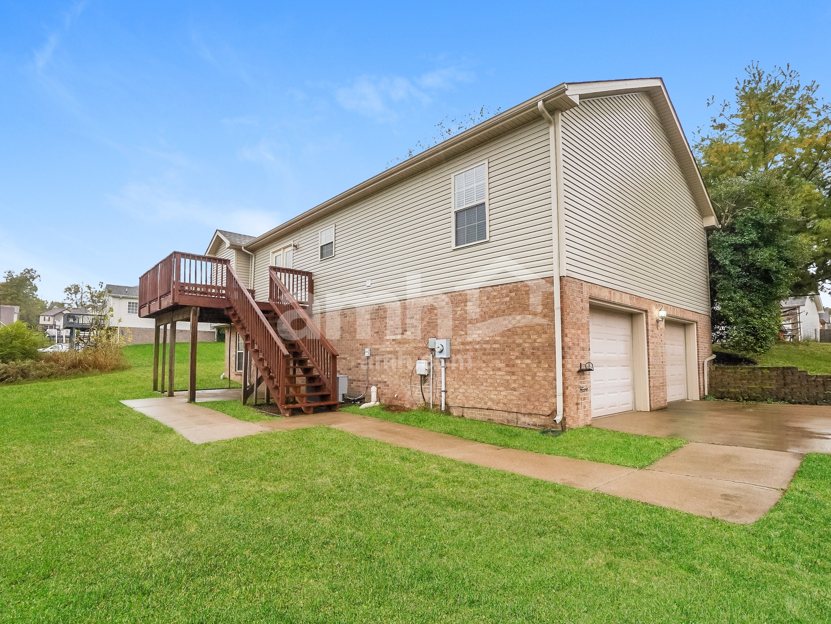 Building Photo - 720 Arrowfield Dr