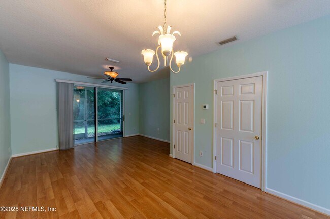 Building Photo - 3483 Lone Tree Ln