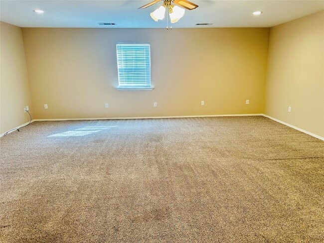 Building Photo - 12366 Legacy Ln