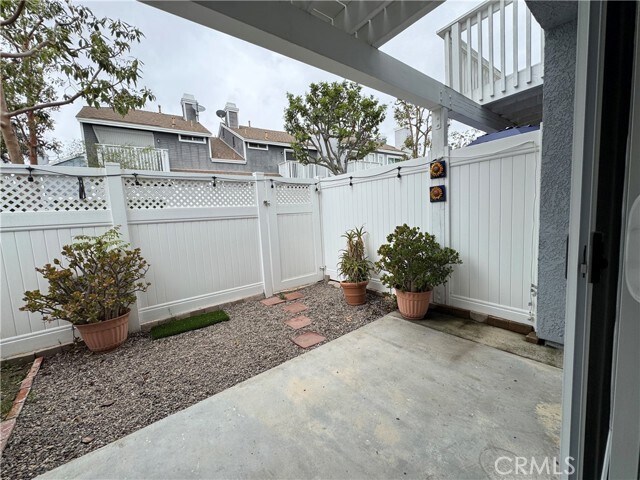 Building Photo - 139 Briarwood Ln
