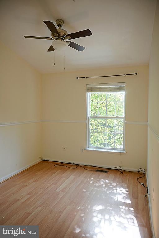 Building Photo - 20601 Duck Pond Pl
