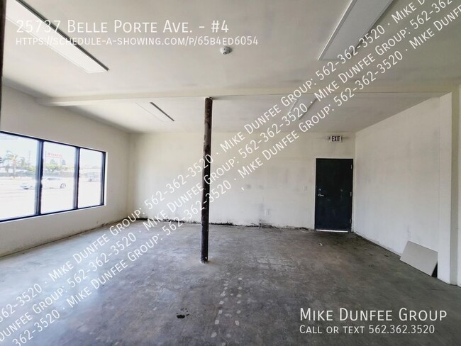 Building Photo - Commercial Storefront (Shell) Space Availa...