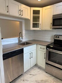 Building Photo - 300 NW 107th Ave