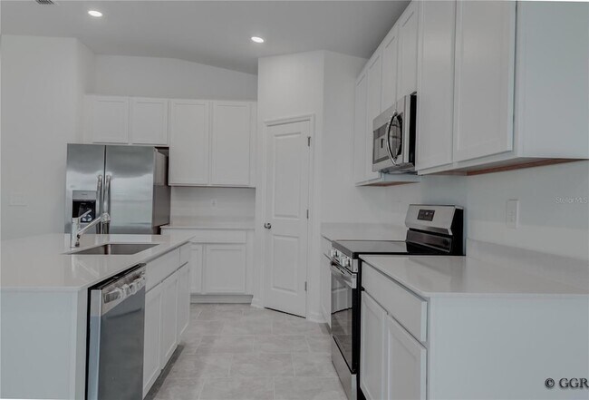 Building Photo - 5005 Worchester Dr