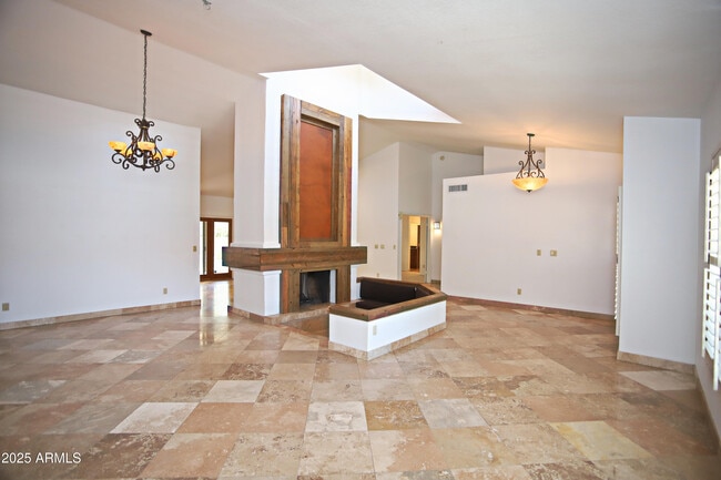 Building Photo - 10575 E Mission Ln