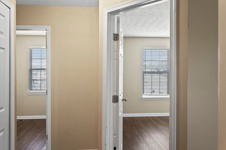 Building Photo - 246 Parrott Ct