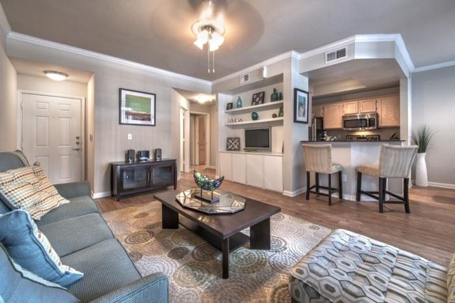 Building Photo - 2 bedroom in Dallas TX 75204