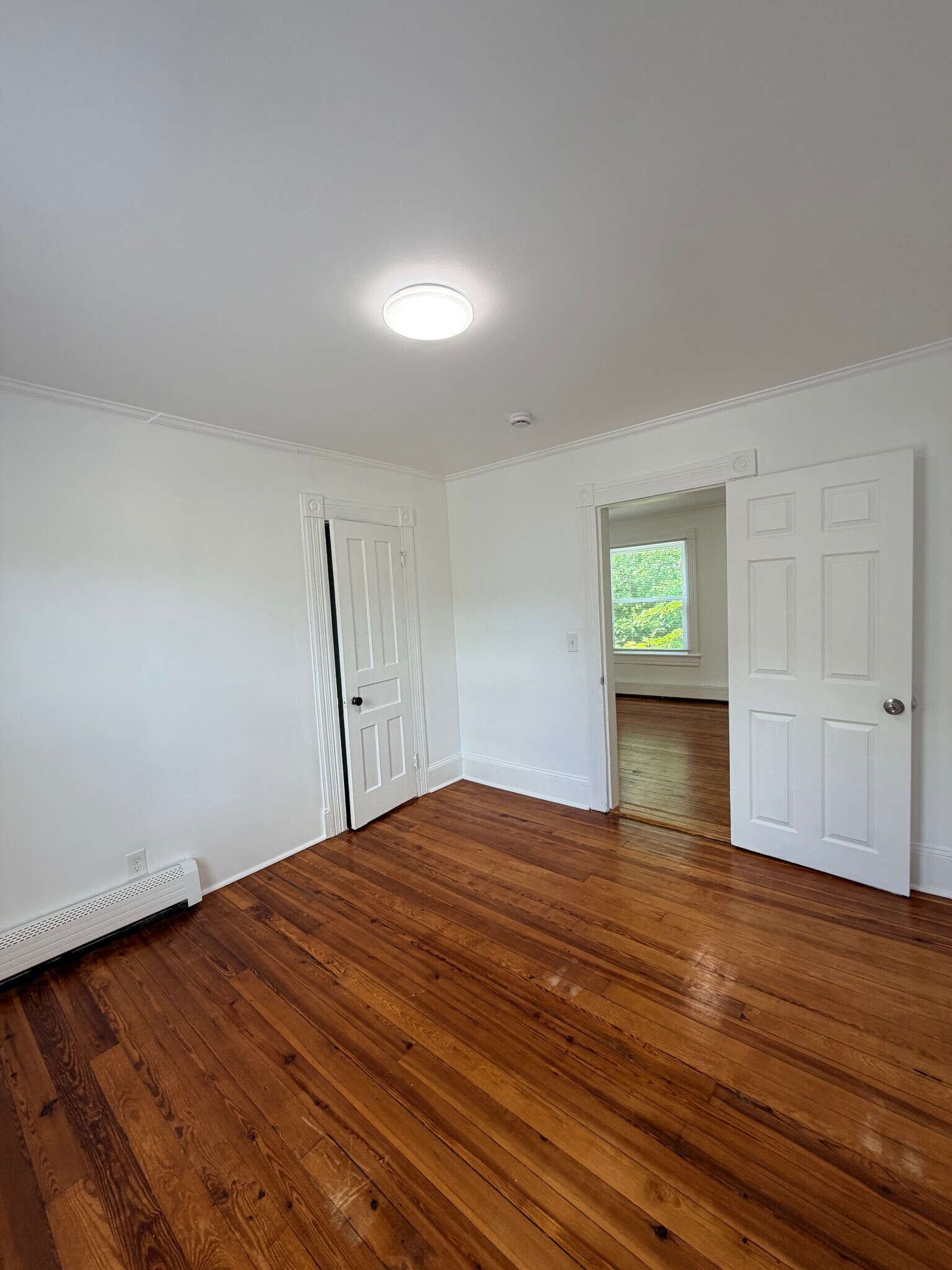 Building Photo - 37 Maud St