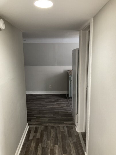 Building Photo - FOR RENT!!