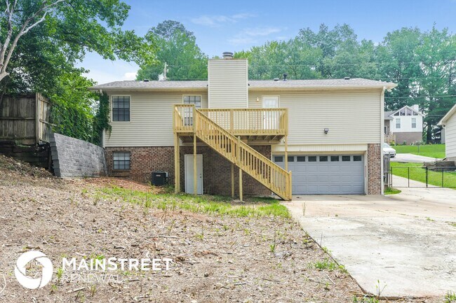 Building Photo - 1674 English Knoll