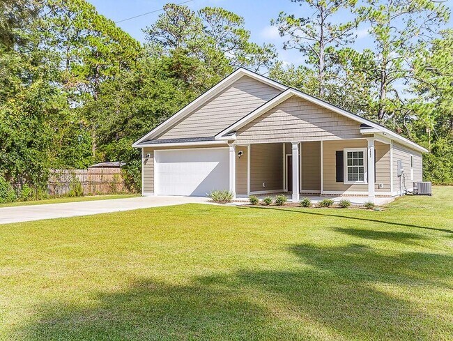 Building Photo - 1002 Oglethorpe Ln