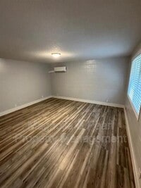 Building Photo - 1608 Fillmore St