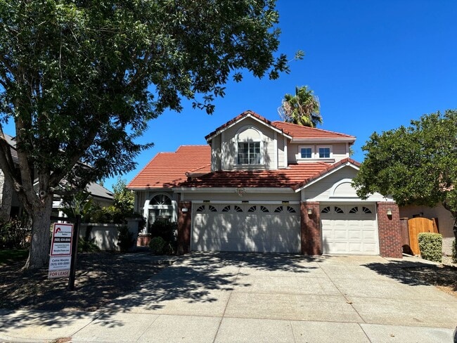 Building Photo - 5021 Chaparral Ct