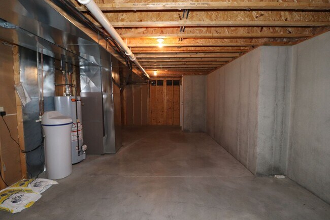 Building Photo - Country House for rent