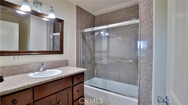 Building Photo - 1712 S Fern Ave