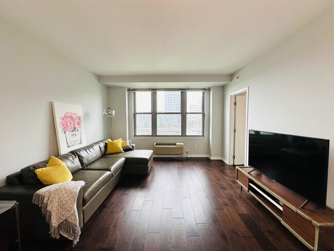 Building Photo - 149 Essex St