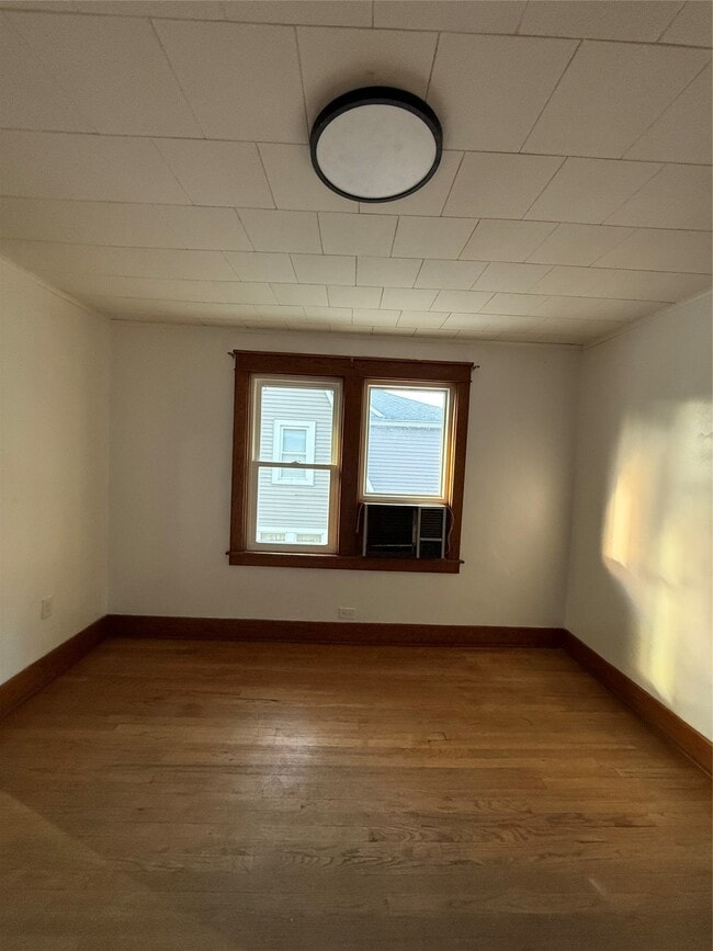 Building Photo - 209 Dudley Ave