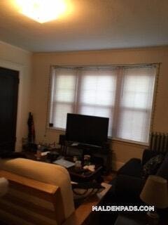 Building Photo - 349 Pleasant St