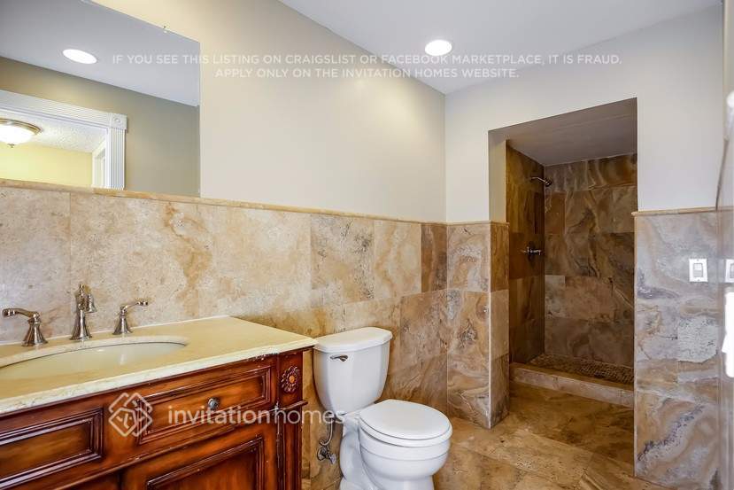 Building Photo - 5062 SW 154th Pl