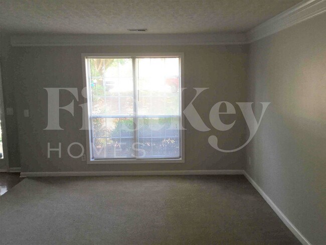 Building Photo - 162 Olympic Dr