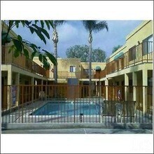 Building Photo - 7901 Duchess Drive - Duchess Terrace