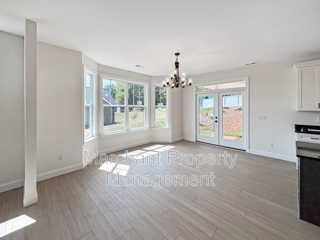 Building Photo - 15 Gerru Ct