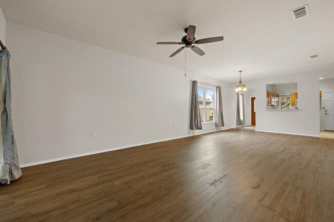 Building Photo - 108 Farm Hill Dr