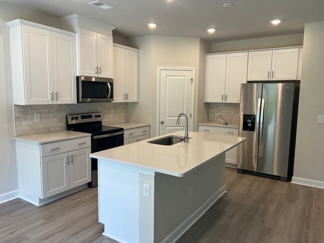 Building Photo - Little River like-new Three-Bedroom Home, ...