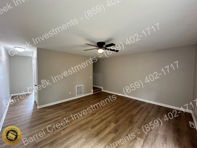 Building Photo - 2-Bed 1.5-Bath Townhome