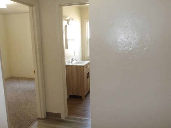 Building Photo - Cozy and Spacious Home for Rent
