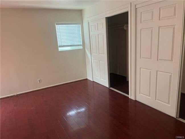 Primary Photo - 7357 Darby Ave