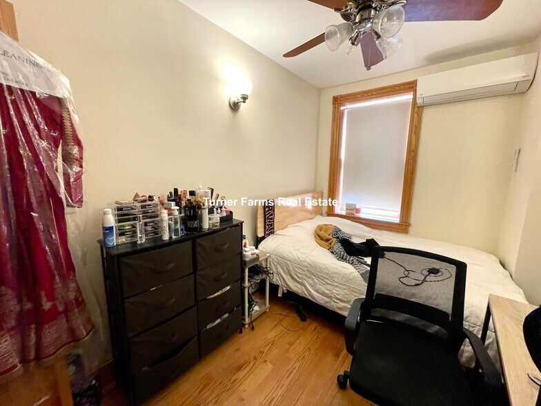 Building Photo - 5A Phillips St