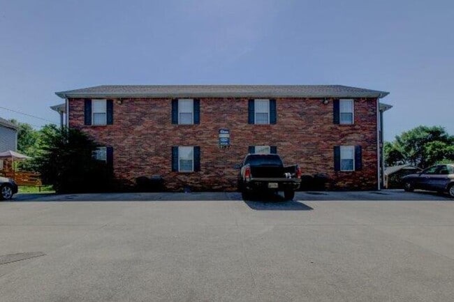 Primary Photo - 3269 Tower Dr