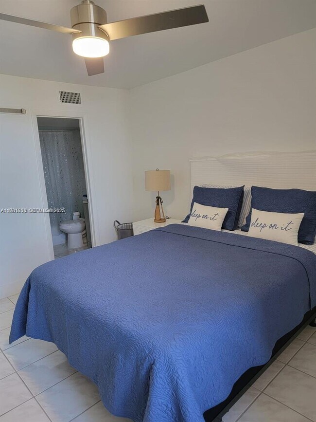 Building Photo - 1391 S Ocean Blvd