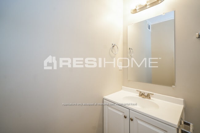 Building Photo - 7379 Bethsaida Dr