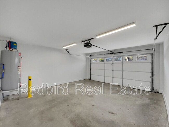 Building Photo - 2048 McKinley St