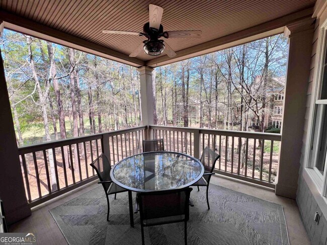 Building Photo - 1040 Creekside