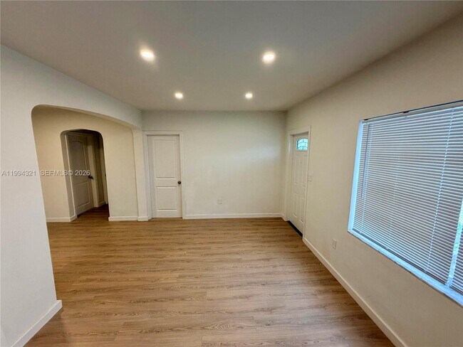 Building Photo - 255 NW 32nd St