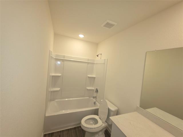 Building Photo - 2304 Winthrop Ave