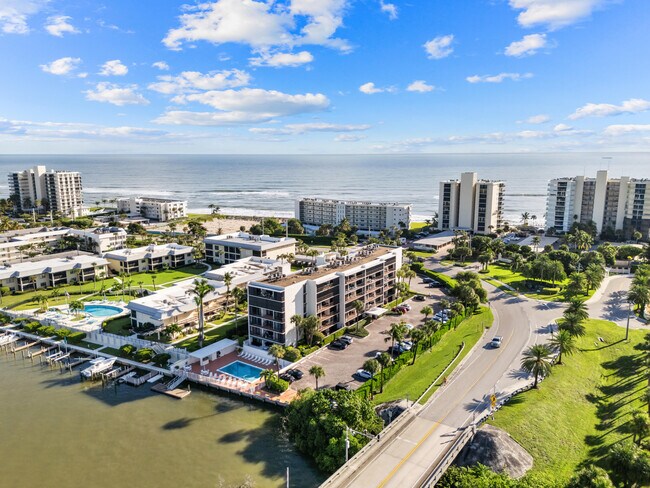 Primary Photo - 225 S Beach Rd