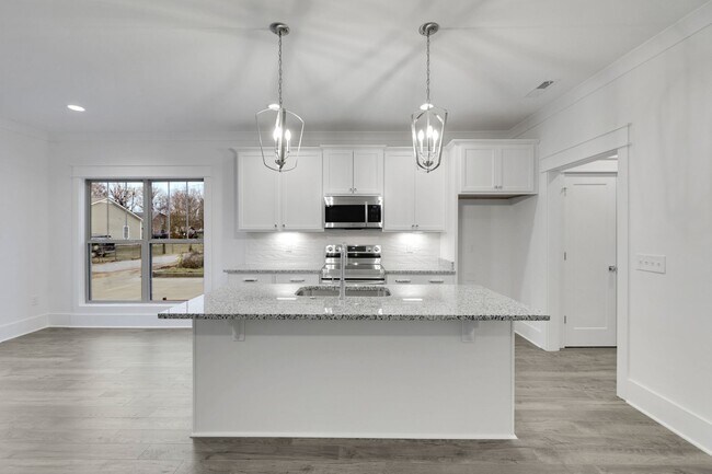 Building Photo - 609 Lee St