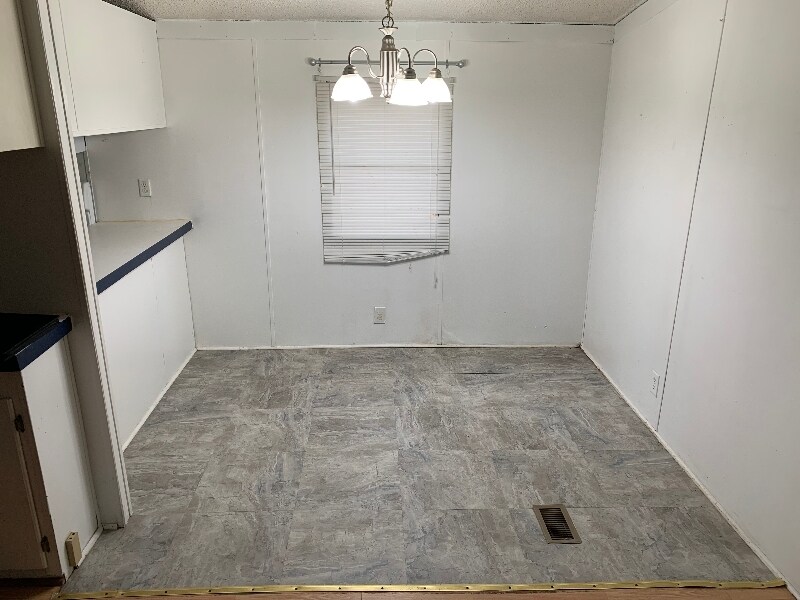 Building Photo - 108 Pleasantville Ln