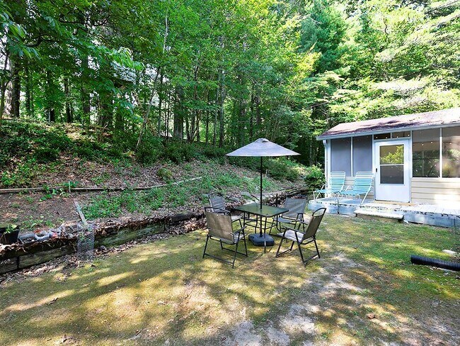 Building Photo - 2163 Heritage Trace Dr