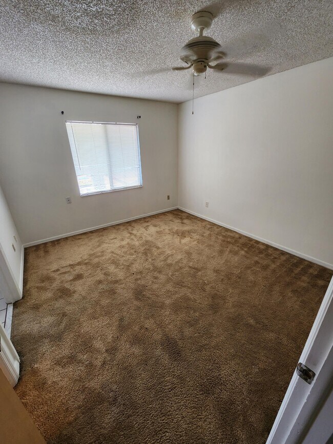 Building Photo - 5911 Idle Forest Pl