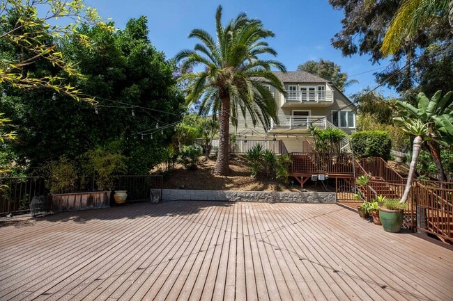 Building Photo - Hillside La Mesa, single family home, 3Bed...