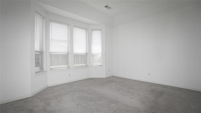 Building Photo - 3031 Aqueduct Ave