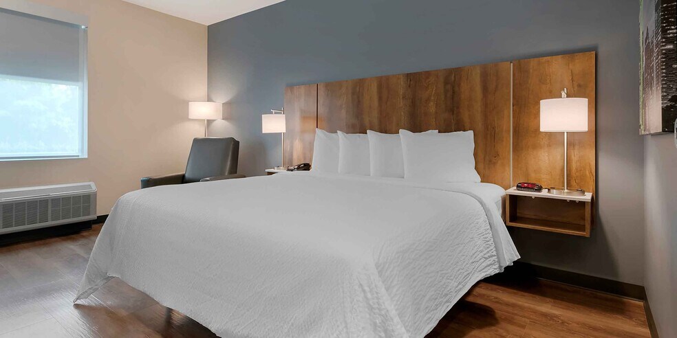 Building Photo - Furnished Studio-Washington, D.C. - Alexandria - Landmark